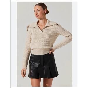 Sz S - Astr the Label Oversized Collar Sweater